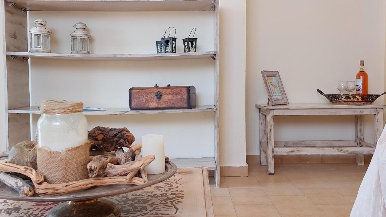 Lourantos Studios & Apartments Vathy  Bagian luar foto