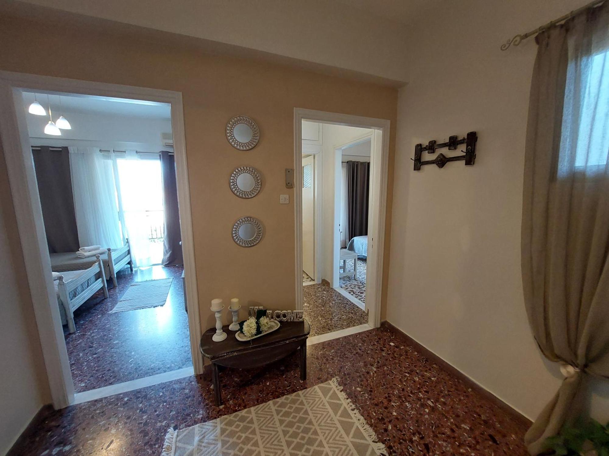 Lourantos Studios & Apartments Vathy  Bagian luar foto